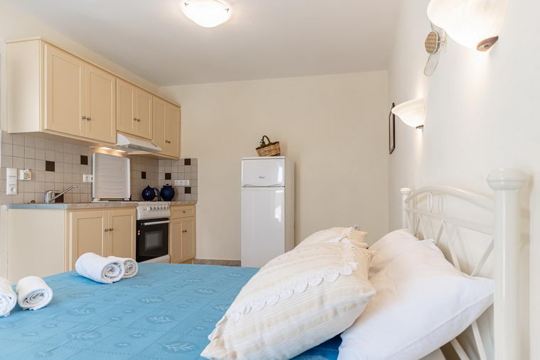 Ground floor double studio